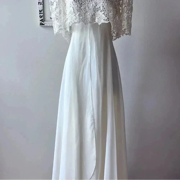 Miss Elliette Vintage Chiffon Lace Ivory Wedding Dress - Picture 4 of 14